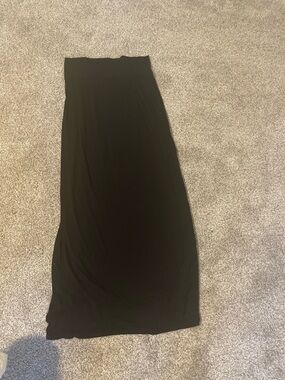 ‼️Mix and Match 3 items for $5‼️ Rue 21 Sleek Women's Small Long Skirt